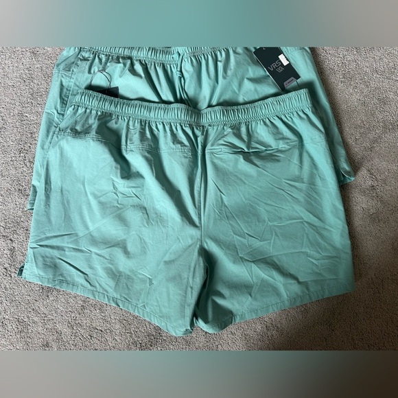 VRST Men’s Woven Nylon 5” Shorts Bundle in Dusty Teal Heather Size 2XL - Picture 7 of 9